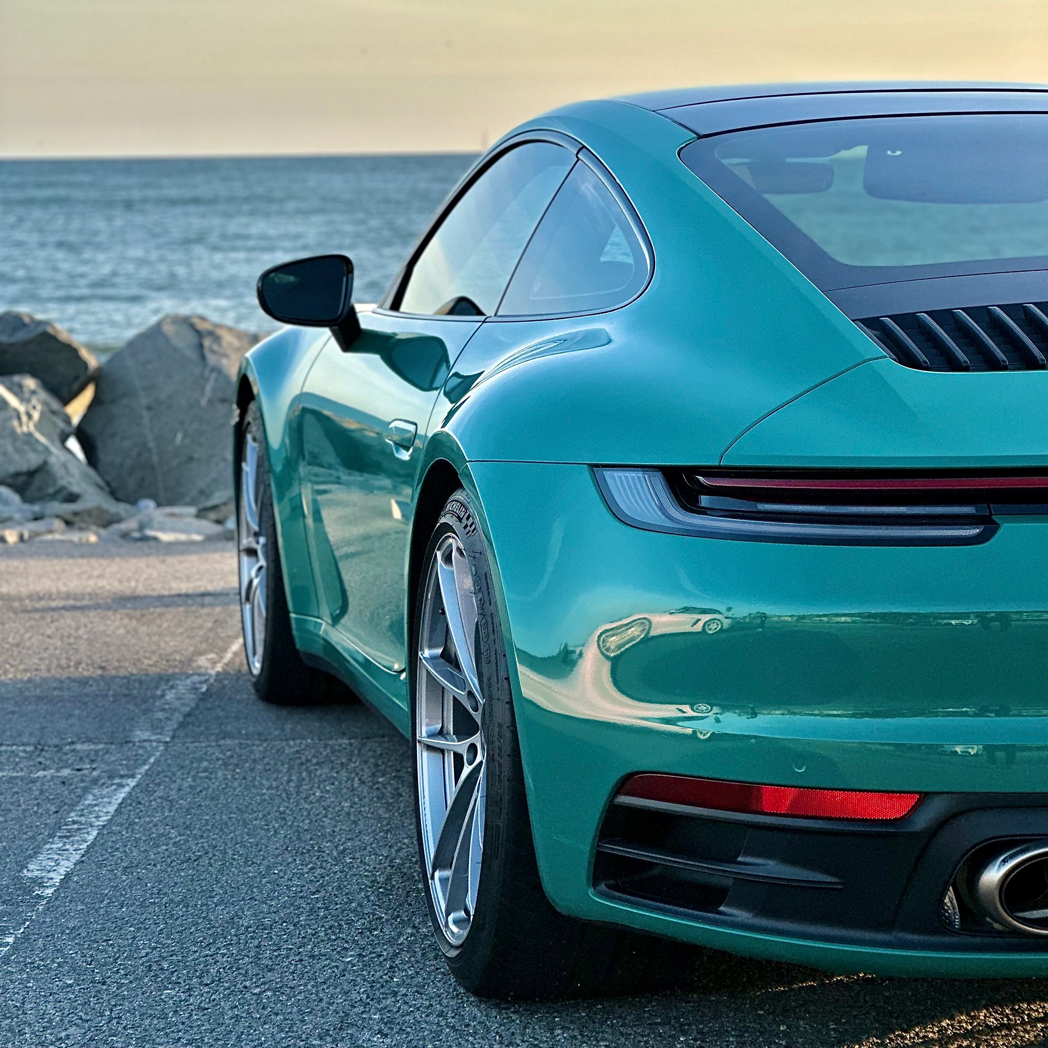 Super Gloss Aqua Green Vinyl Wrap - PROFECTION